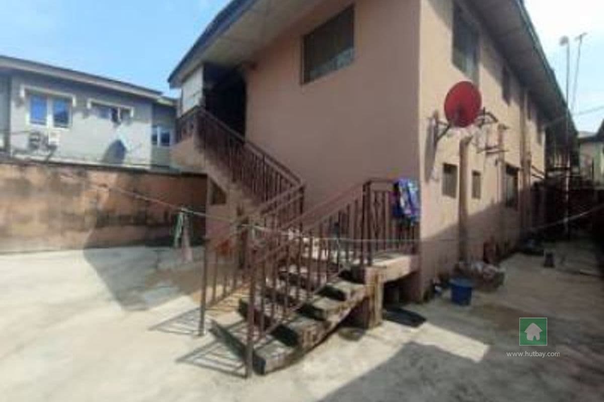 Block of 4 flats with strong rental potential in a strategic 
